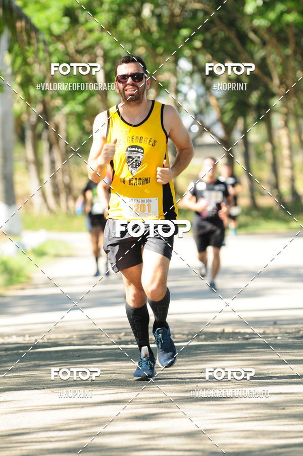 Achetez vos photos de l'vnementPIT BULL RUNNING sur Fotop