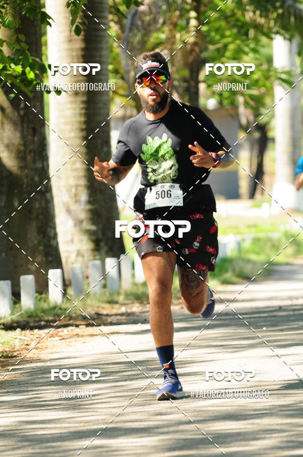 Achetez vos photos de l'vnementPIT BULL RUNNING sur Fotop