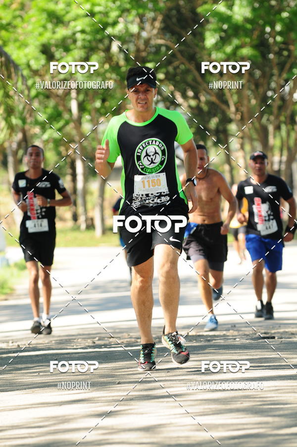 Compre as suas fotos do eventoPIT BULL RUNNING no Fotop