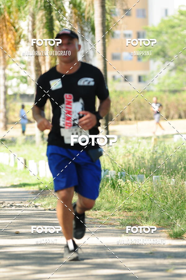 Compre as suas fotos do eventoPIT BULL RUNNING no Fotop