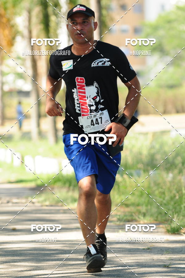 Compre as suas fotos do eventoPIT BULL RUNNING no Fotop