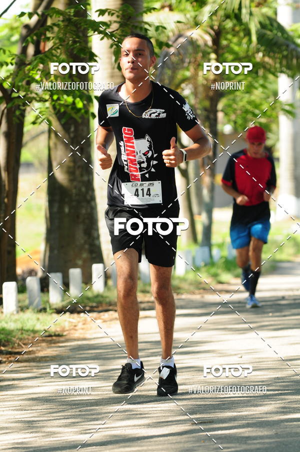 Compre as suas fotos do eventoPIT BULL RUNNING no Fotop