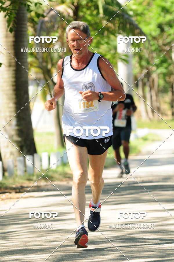 Compre as suas fotos do eventoPIT BULL RUNNING no Fotop