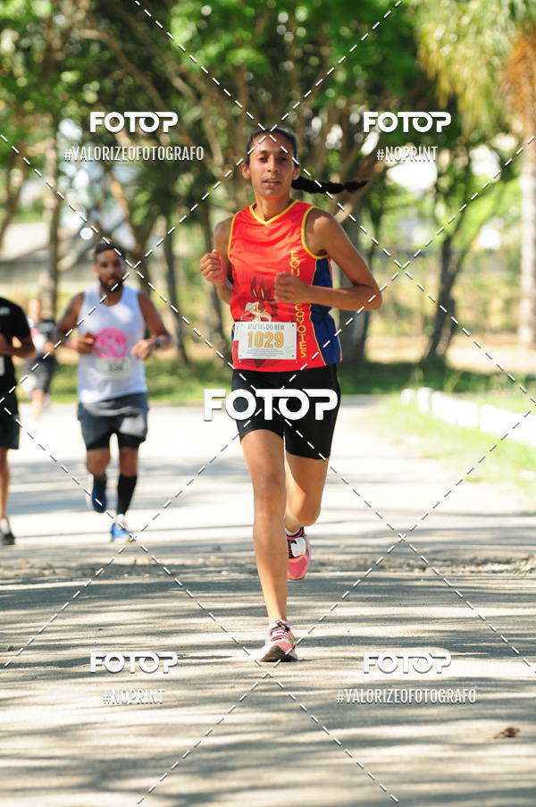 Compre as suas fotos do eventoPIT BULL RUNNING no Fotop