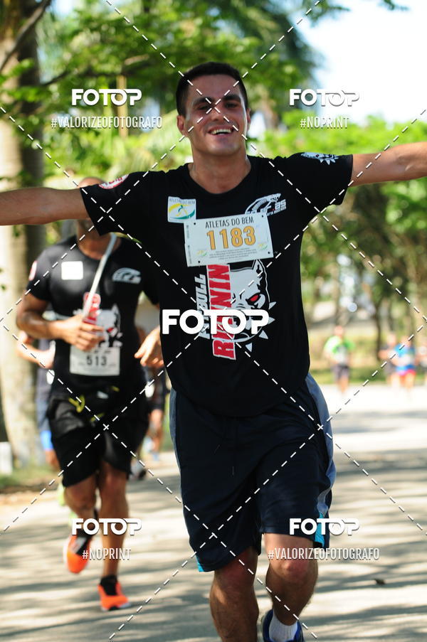 Compra tus fotos del eventoPIT BULL RUNNING En Fotop