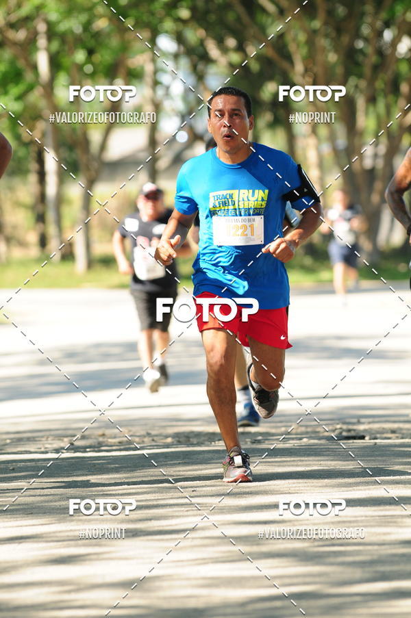 Compra tus fotos del eventoPIT BULL RUNNING En Fotop