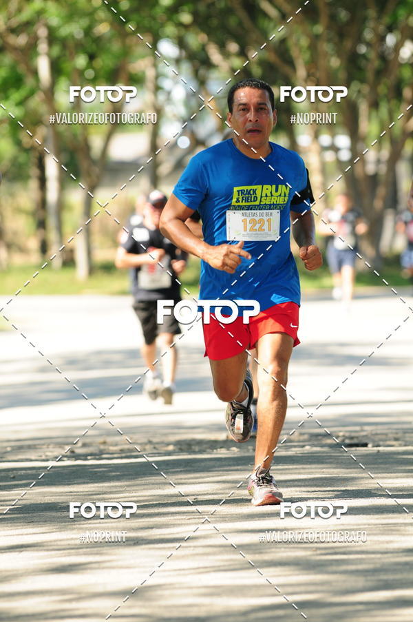 Compra tus fotos del eventoPIT BULL RUNNING En Fotop