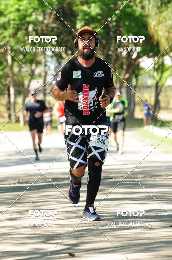 Compra tus fotos del eventoPIT BULL RUNNING En Fotop