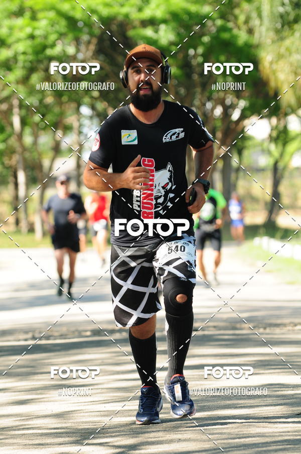 Compra tus fotos del eventoPIT BULL RUNNING En Fotop