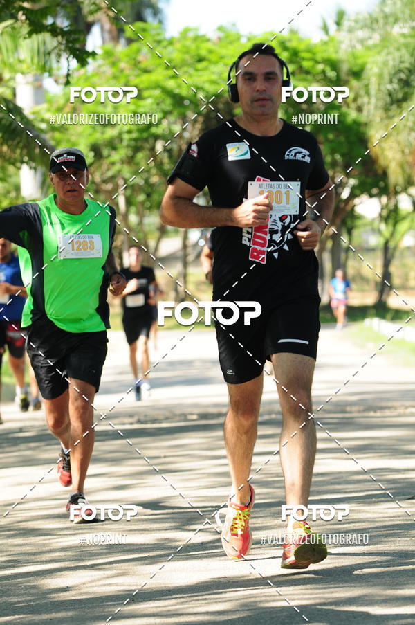 Achetez vos photos de l'vnementPIT BULL RUNNING sur Fotop