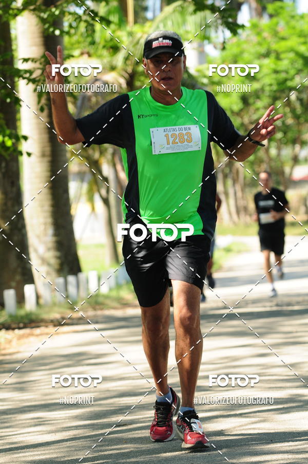 Achetez vos photos de l'vnementPIT BULL RUNNING sur Fotop