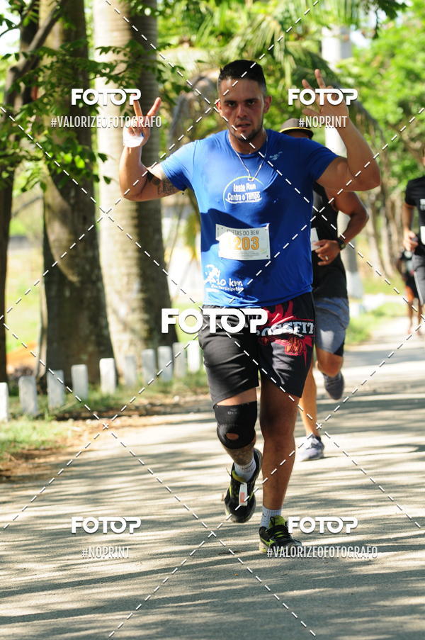 Achetez vos photos de l'vnementPIT BULL RUNNING sur Fotop