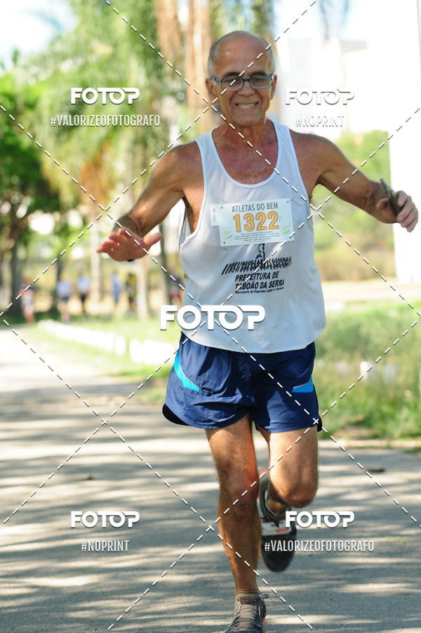 Achetez vos photos de l'vnementPIT BULL RUNNING sur Fotop