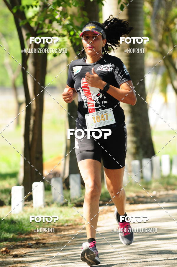 Achetez vos photos de l'vnementPIT BULL RUNNING sur Fotop