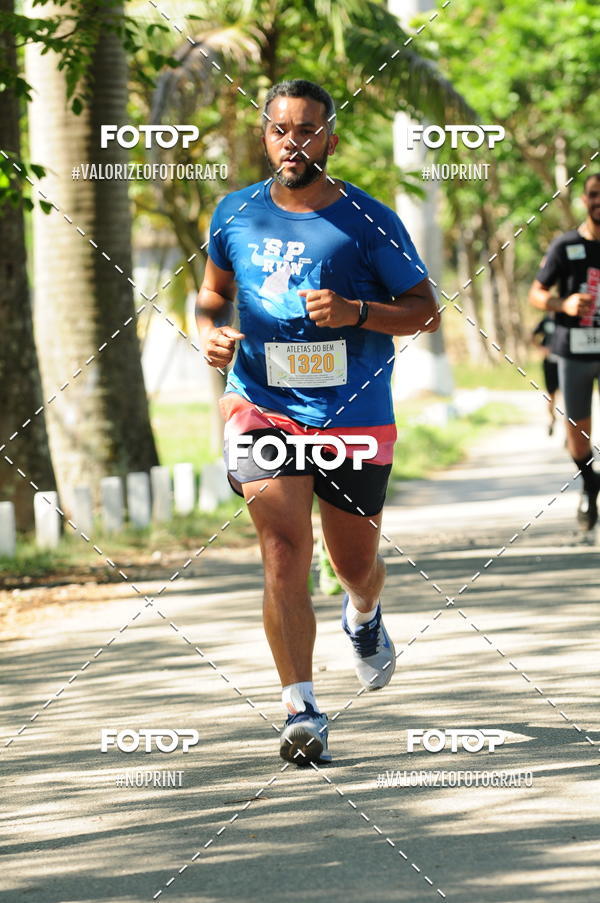 Achetez vos photos de l'vnementPIT BULL RUNNING sur Fotop