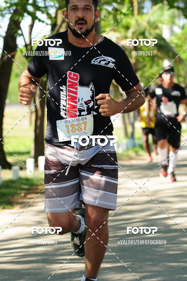 Compra tus fotos del eventoPIT BULL RUNNING En Fotop