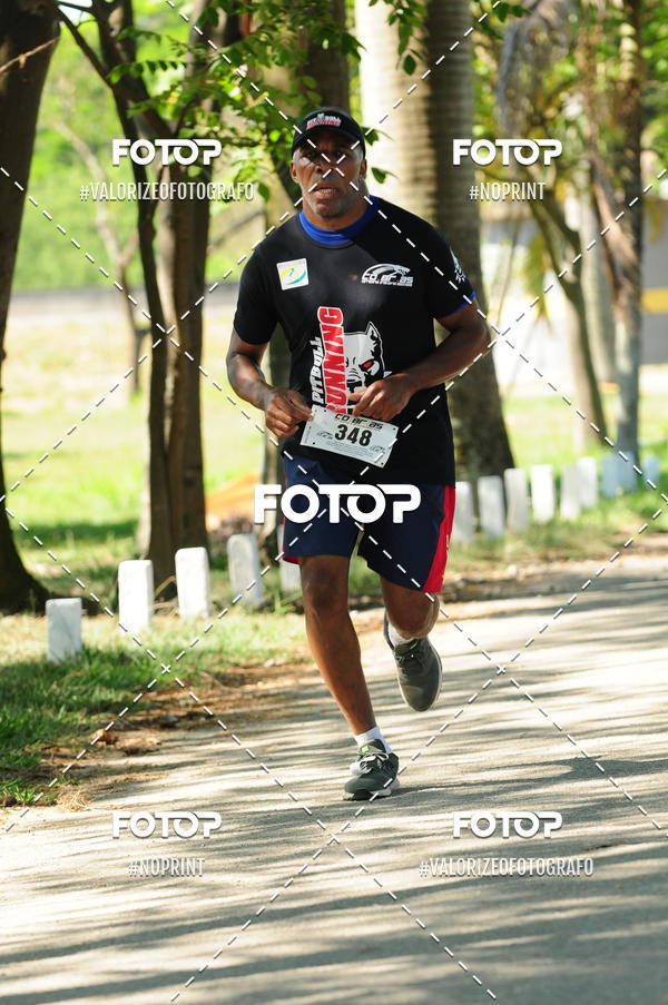 Compre suas fotos do eventoPIT BULL RUNNING no Fotop