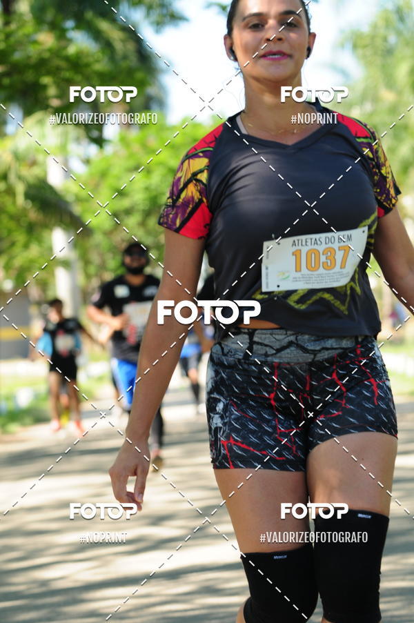 Compre as suas fotos do eventoPIT BULL RUNNING no Fotop