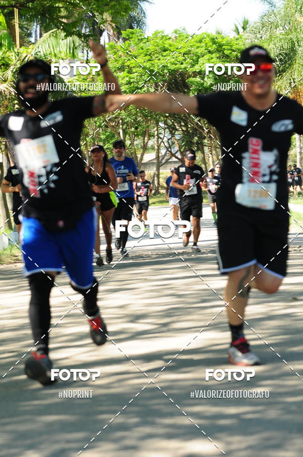 Compre as suas fotos do eventoPIT BULL RUNNING no Fotop