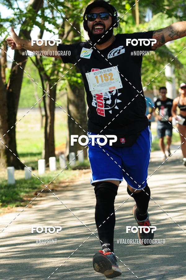 Compre as suas fotos do eventoPIT BULL RUNNING no Fotop