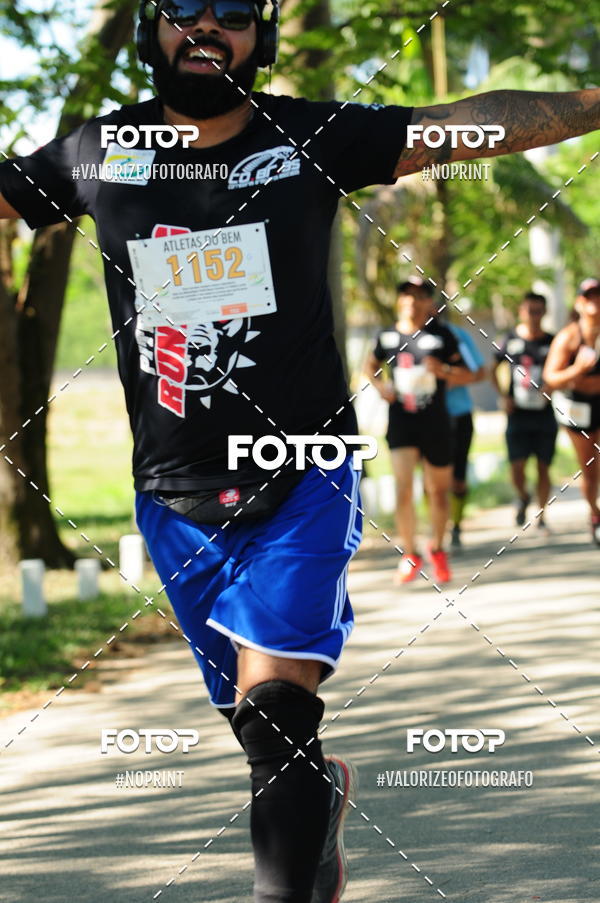 Compre as suas fotos do eventoPIT BULL RUNNING no Fotop