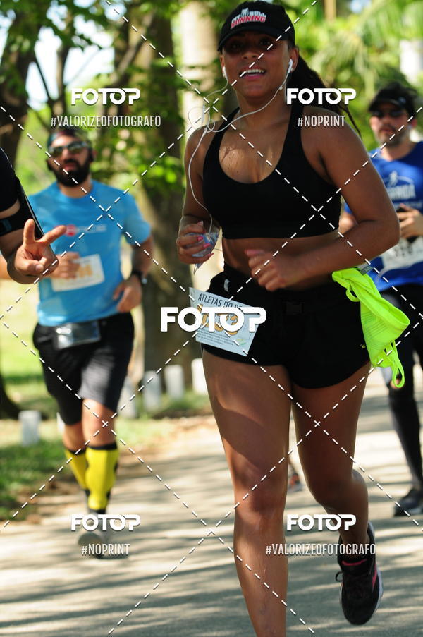 Compre as suas fotos do eventoPIT BULL RUNNING no Fotop