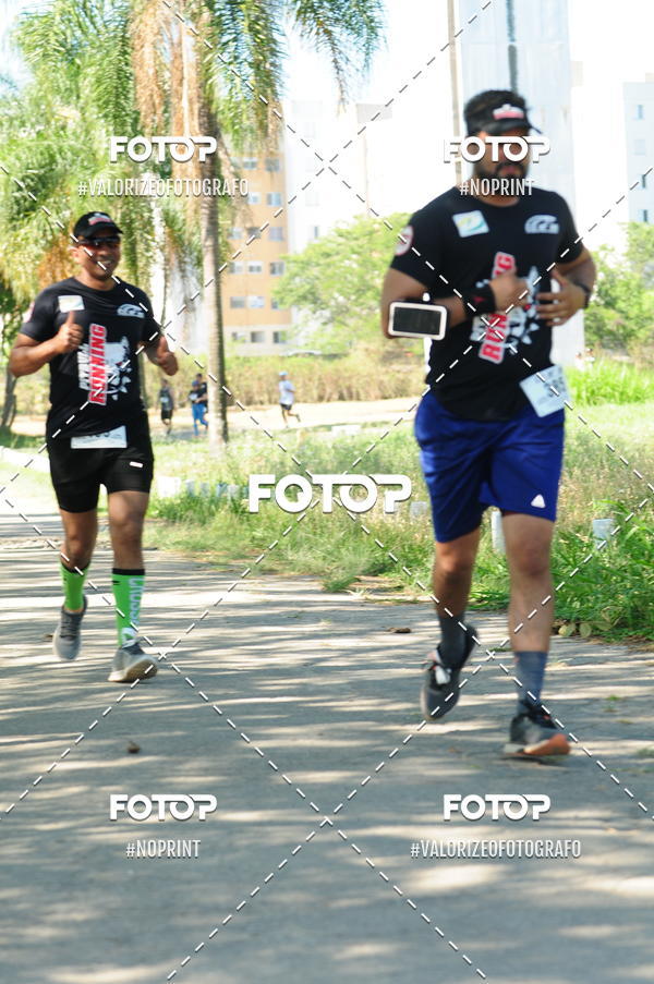 Compra tus fotos del eventoPIT BULL RUNNING En Fotop