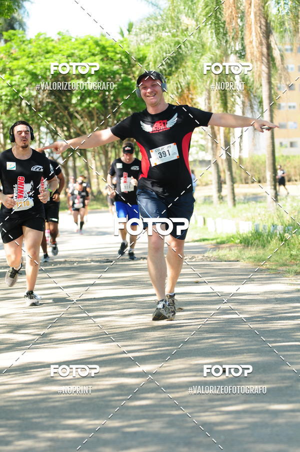 Compra tus fotos del eventoPIT BULL RUNNING En Fotop