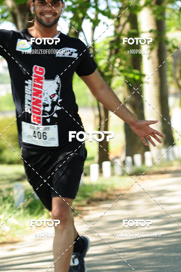 Compre suas fotos do eventoPIT BULL RUNNING no Fotop