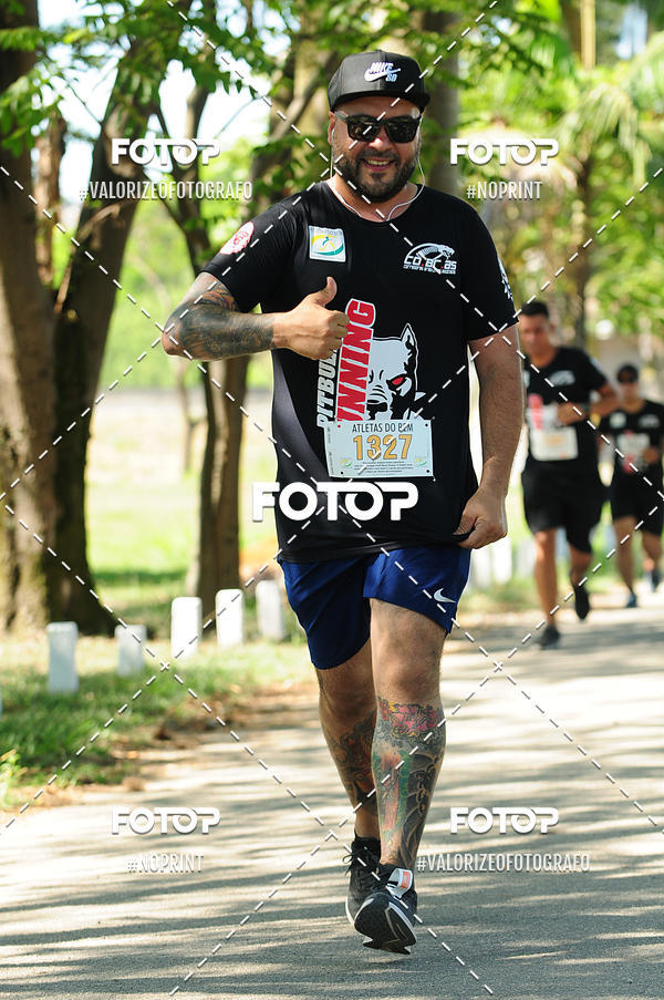 Compre suas fotos do eventoPIT BULL RUNNING no Fotop