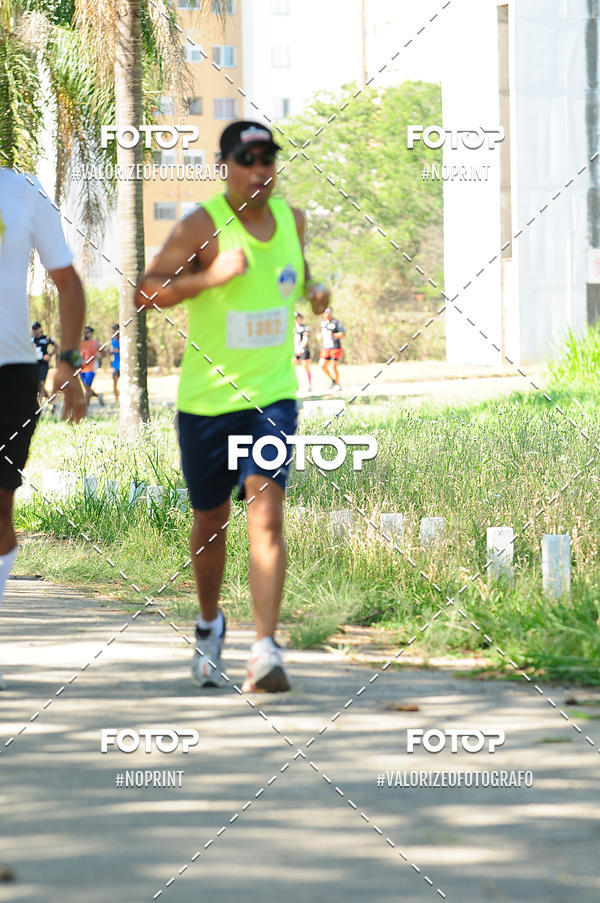 Compre as suas fotos do eventoPIT BULL RUNNING no Fotop