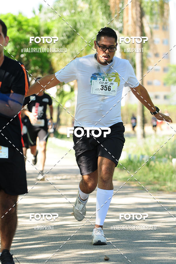 Compre as suas fotos do eventoPIT BULL RUNNING no Fotop