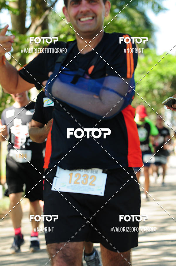Compre as suas fotos do eventoPIT BULL RUNNING no Fotop