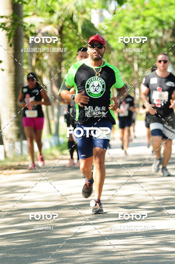 Compre as suas fotos do eventoPIT BULL RUNNING no Fotop