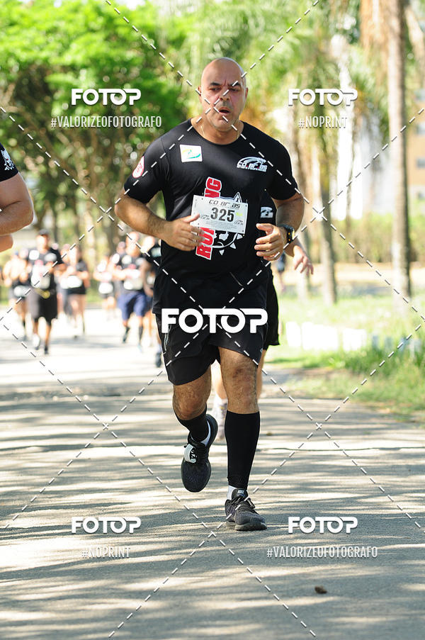 Compre as suas fotos do eventoPIT BULL RUNNING no Fotop