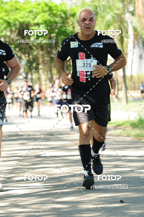 Compre as suas fotos do eventoPIT BULL RUNNING no Fotop