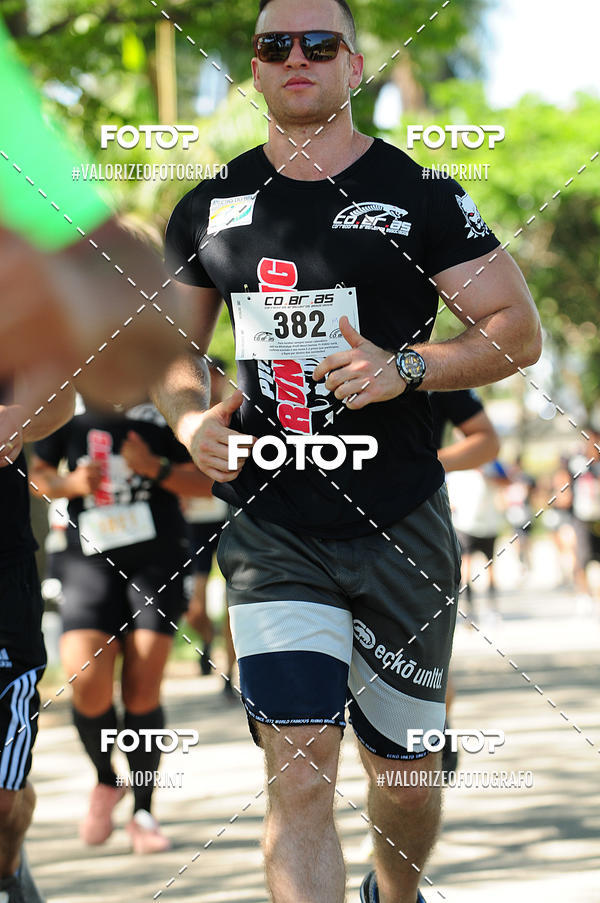 Compre as suas fotos do eventoPIT BULL RUNNING no Fotop