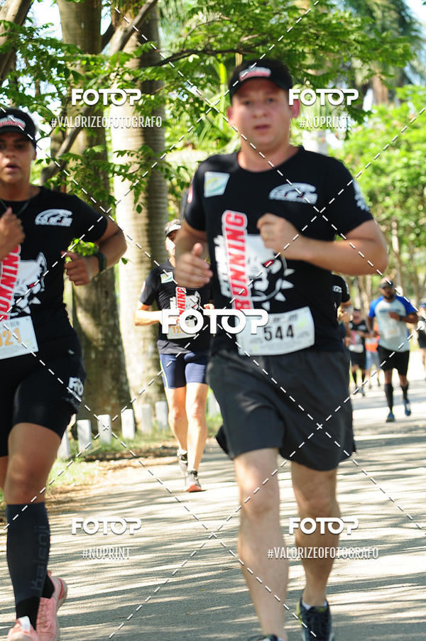 Compre as suas fotos do eventoPIT BULL RUNNING no Fotop