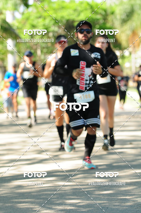 Buy your photos of the eventPIT BULL RUNNING on Fotop