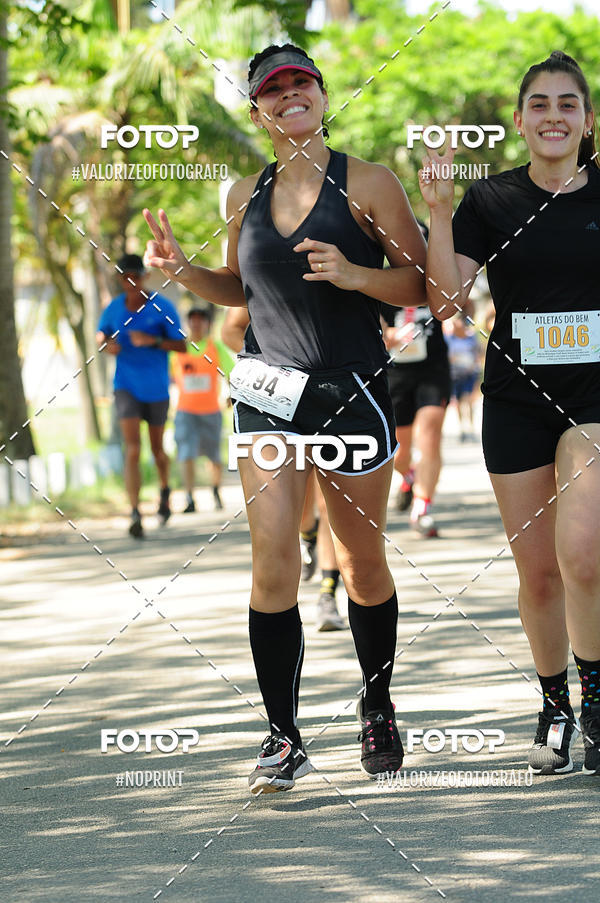 Buy your photos of the eventPIT BULL RUNNING on Fotop