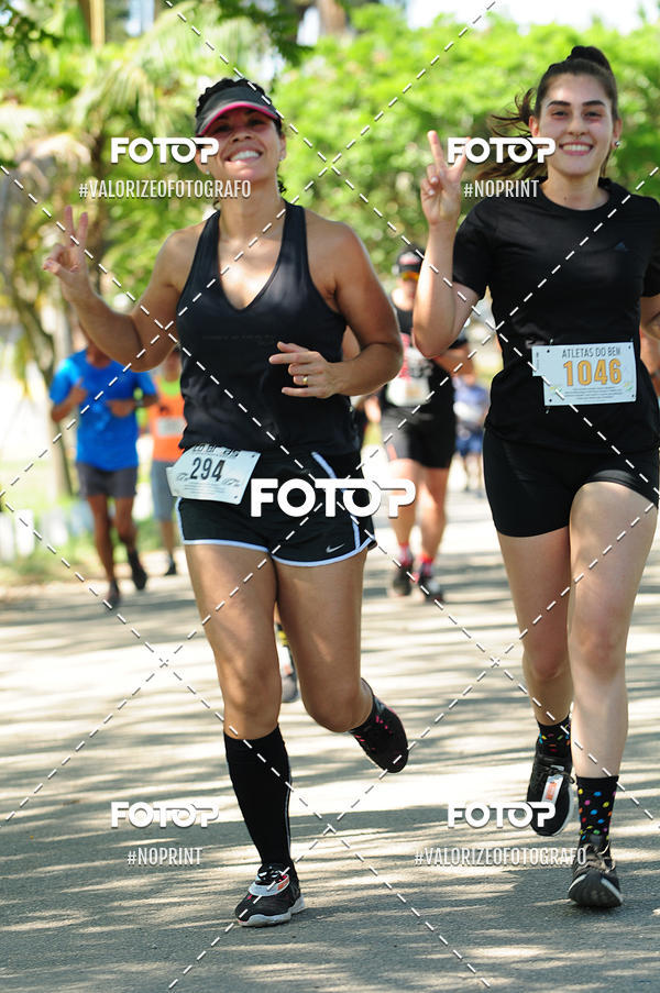 Buy your photos of the eventPIT BULL RUNNING on Fotop