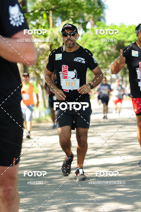 Achetez vos photos de l'vnementPIT BULL RUNNING sur Fotop