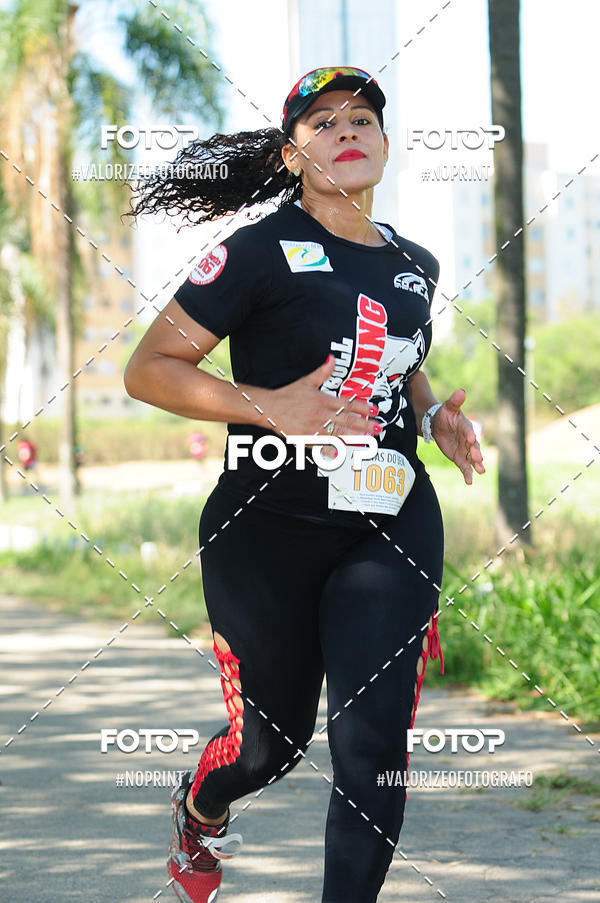 Achetez vos photos de l'vnementPIT BULL RUNNING sur Fotop