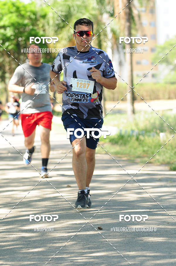 Achetez vos photos de l'vnementPIT BULL RUNNING sur Fotop