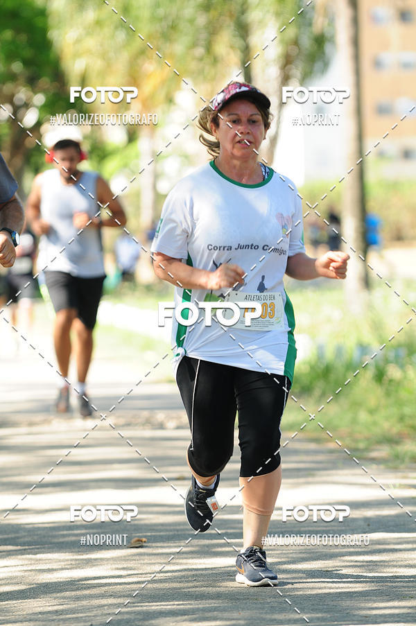 Buy your photos of the eventPIT BULL RUNNING on Fotop