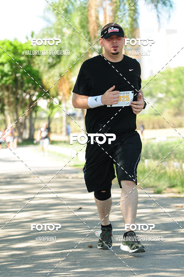 Buy your photos of the eventPIT BULL RUNNING on Fotop