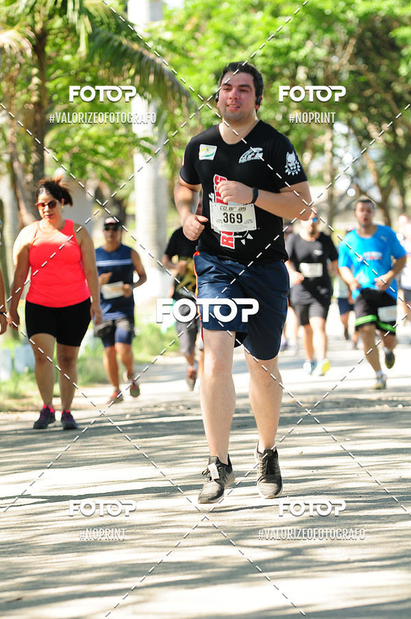 Buy your photos of the eventPIT BULL RUNNING on Fotop