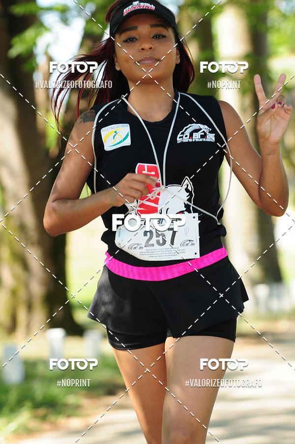 Compre as suas fotos do eventoPIT BULL RUNNING no Fotop