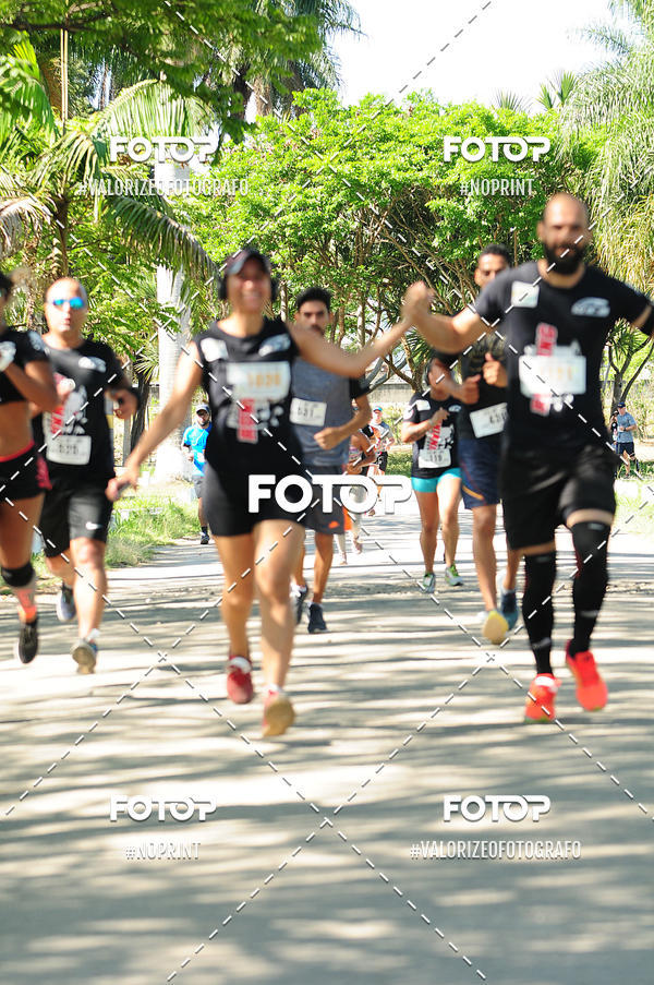 Compre as suas fotos do eventoPIT BULL RUNNING no Fotop