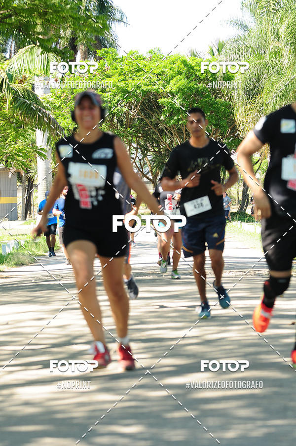 Compre as suas fotos do eventoPIT BULL RUNNING no Fotop